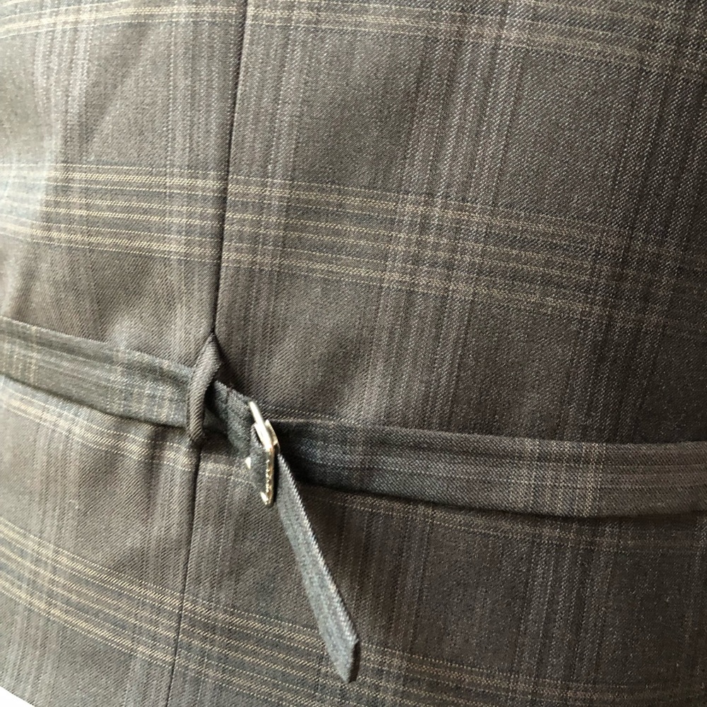 Men's Indochino double Breasted Plaid Grey vest - Picture 4 of 9